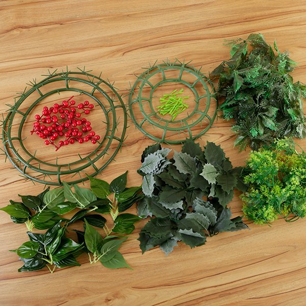 Festive Forever Flowerz Wreath Kit